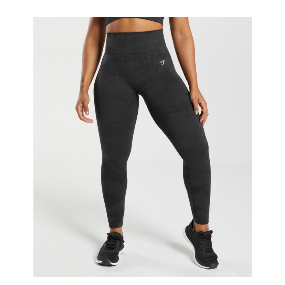 Gymshark Adapt Camo Seamless Leggings🖤NWT, never worn!